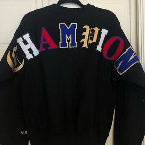 Champion Sweatshirt